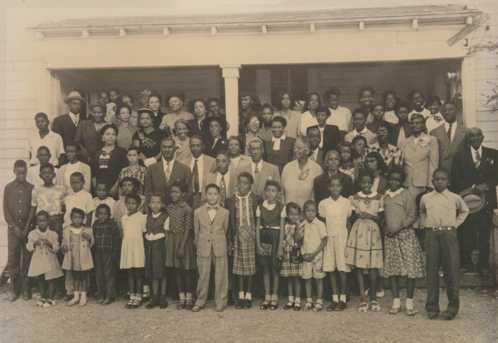 Congregation from 1940s